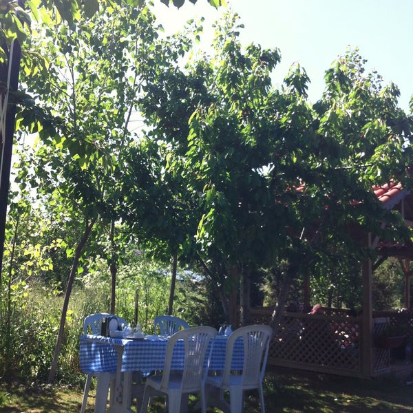 Kirazli Bahce Kahvalti Evi Bornova Izmir Kahvaltida Ne Var