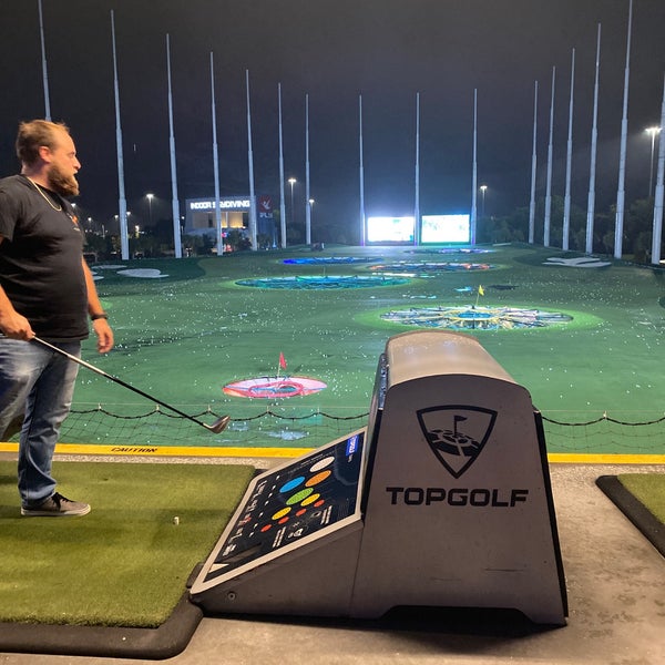 Photo taken at Topgolf by Rayan on 11/6/2021