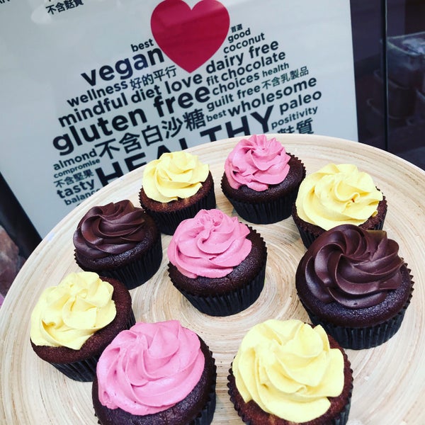 They have a fantastic selection of daily desserts that are gluten free and vegan, no refined sugar, additives etc