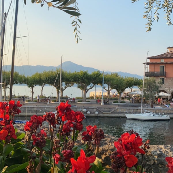 7/17/2022 tarihinde 🧚🏻‍♀️ziyaretçi tarafından Garda Gölü'de çekilen fotoğraf
