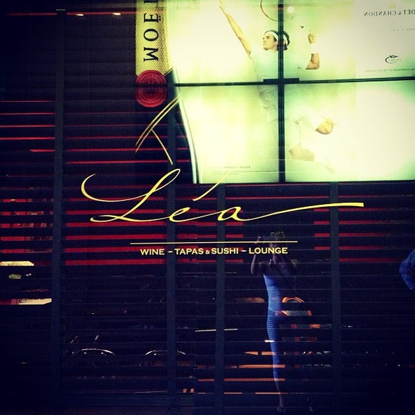 รูปภาพถ่ายที่ Lea Wine Bar โดย Loa เมื่อ 9/15/2013