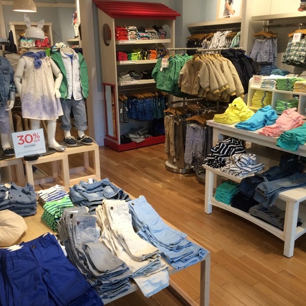 Baby Gap Baby Store in Lenox
