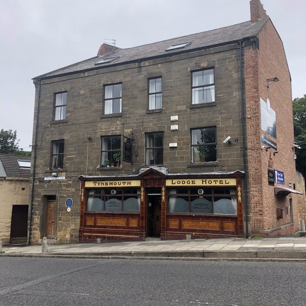 Tynemouth Lodge Pub