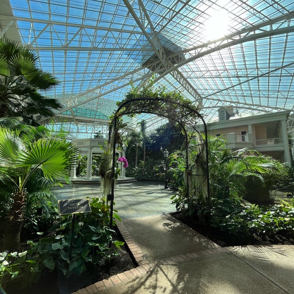 Photo taken at Gaylord Opryland Resort &amp; Convention Center by Cesar O. on 3/30/2024