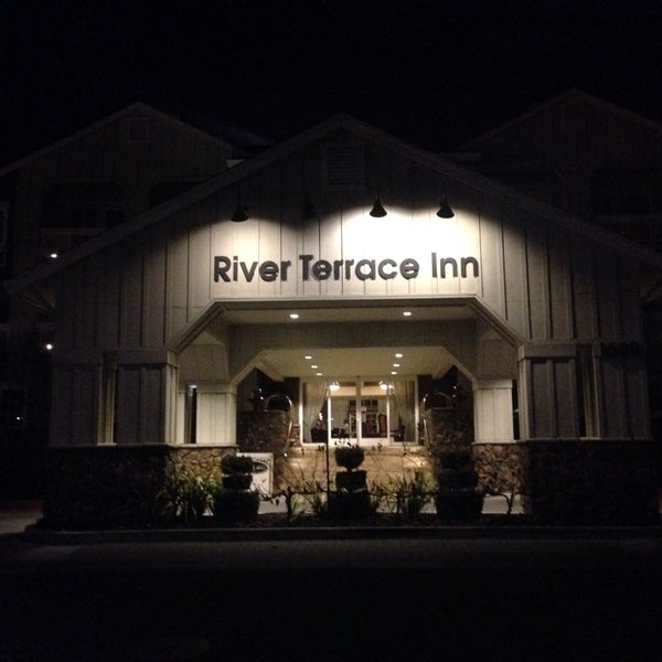 12/17/2013にMichael P.がRiver Terrace Innで撮った写真