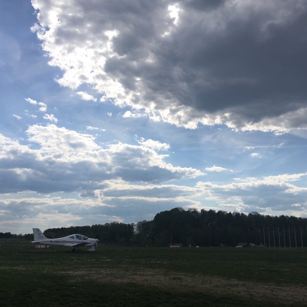 Photo taken at Аэродром Шевлино by Cary on 5/8/2016