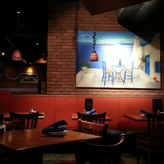 Foto diambil di My Big Fat Greek Restaurant oleh Moheet B. pada 12/13/2013