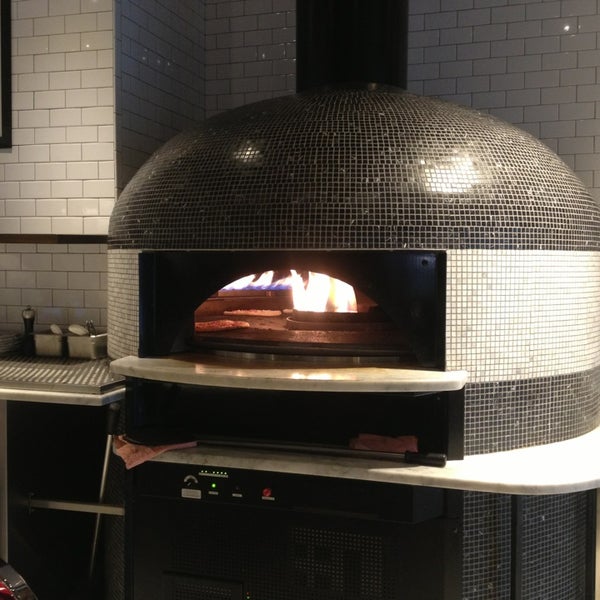 Pizzeria Locale Pizza Place in Central Denver