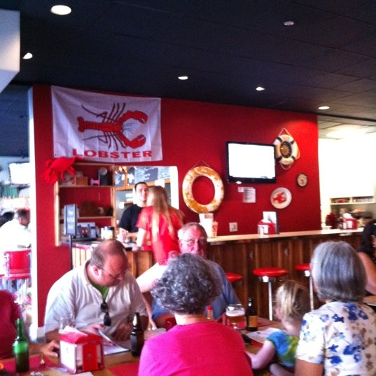 Photo taken at Freddy&#39;s Lobster &amp; Clams by Robert C. on 7/31/2011