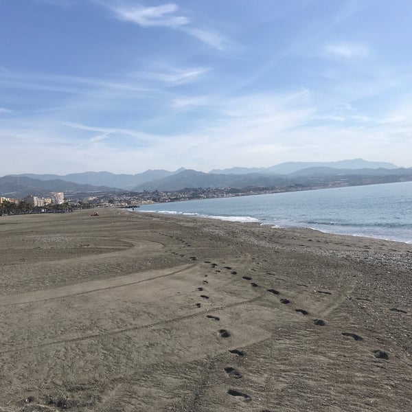 Foto diambil di Playa de Torre del Mar oleh Mile I. pada 4/18/2022