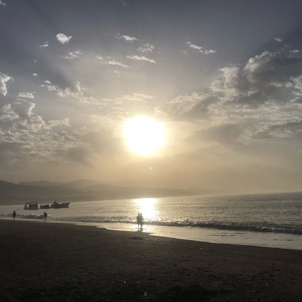 Foto scattata a Playa de Torre del Mar da Mile I. il 8/1/2019