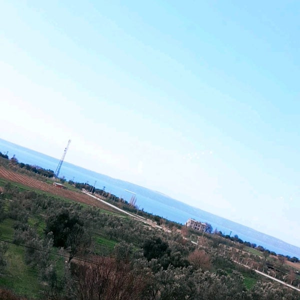 Das Foto wurde bei Yükseloğulları Çiftlik von Vildan S. am 3/14/2021 aufgenommen