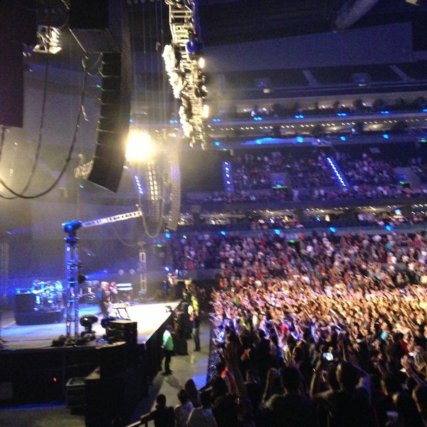 4/19/2013 tarihinde Eric R.ziyaretçi tarafından Arena Ciudad de México'de çekilen fotoğraf