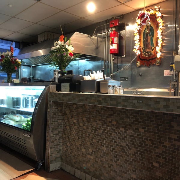 12/17/2019 tarihinde Derek I.ziyaretçi tarafından Tortilleria Mexicana Los Hermanos'de çekilen fotoğraf
