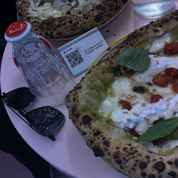 3/30/2022 tarihinde Saadziyaretçi tarafından Dalmata Pizza'de çekilen fotoğraf