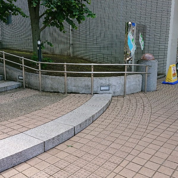 ローソンお台場海浜公園前店 港区 Da Bakkal