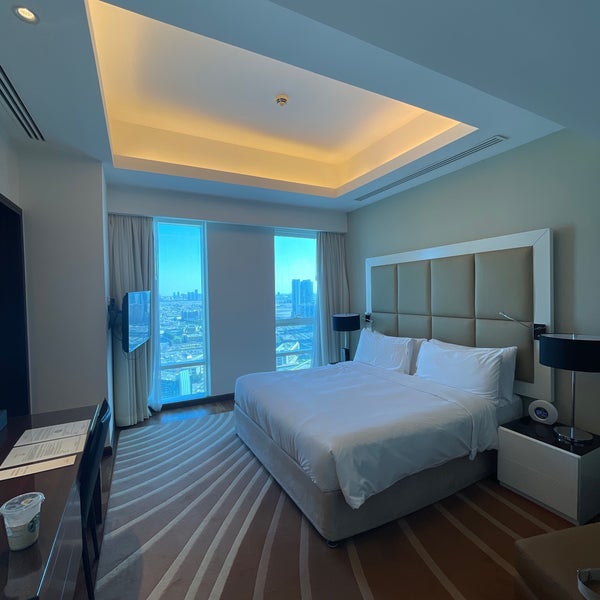 Foto tirada no(a) Fraser Suites Dubai por Basem em 1/22/2022