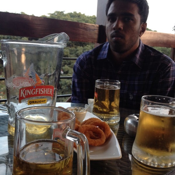 1/1/2014에 Vikramaditya R.님이 Doff Pub에서 찍은 사진