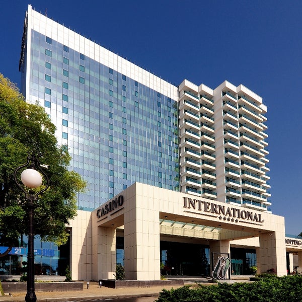 Foto tomada en INTERNATIONAL Hotel Casino &amp; Tower Suites  por INTERNATIONAL Hotel Casino &amp; Tower Suites el 3/4/2016