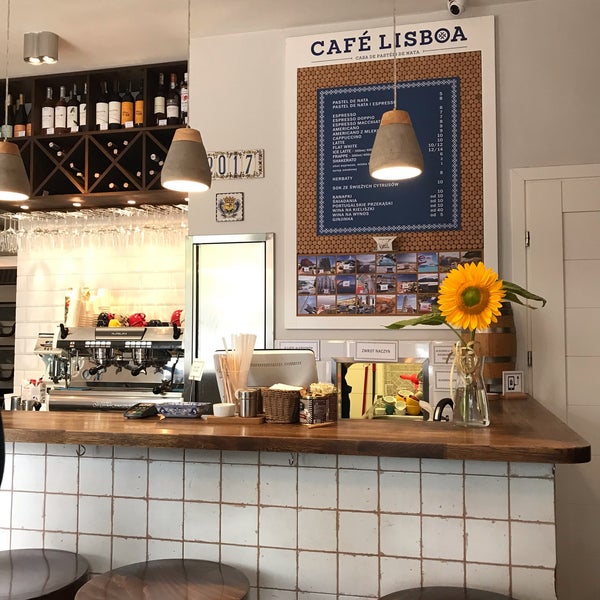 7/10/2019에 Tanya R.님이 Café Lisboa에서 찍은 사진