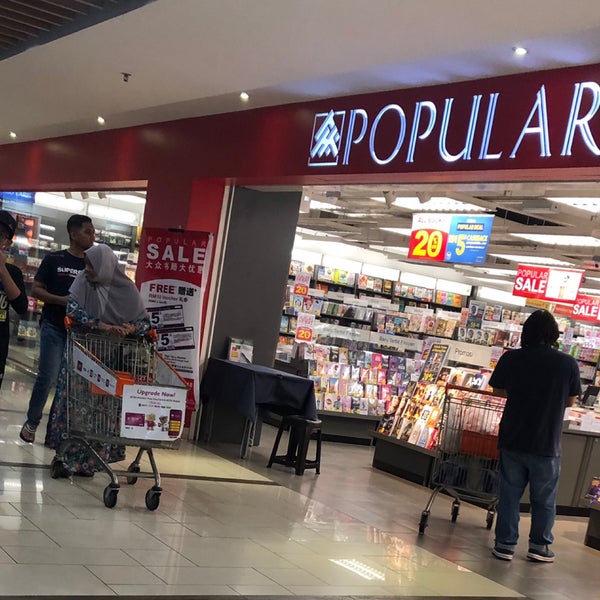 Popular Book Store Aeon Big Bookstore