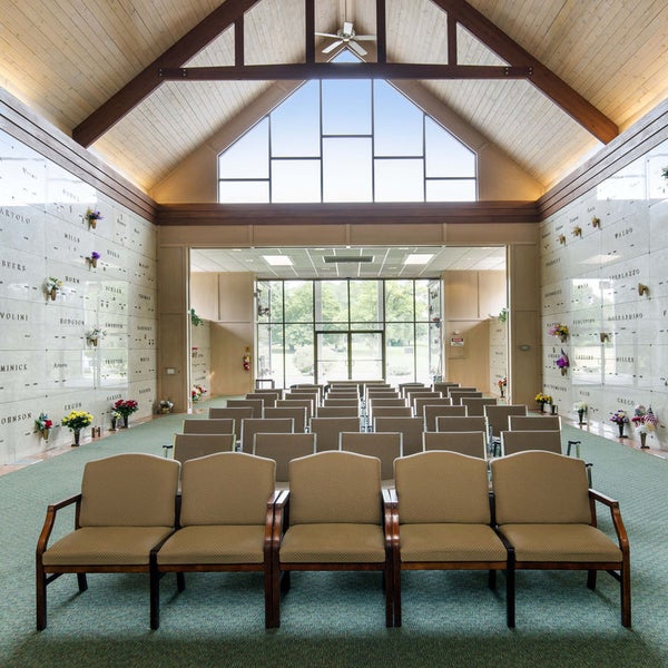 Mount Emblem Cemetery Elmhurst, IL