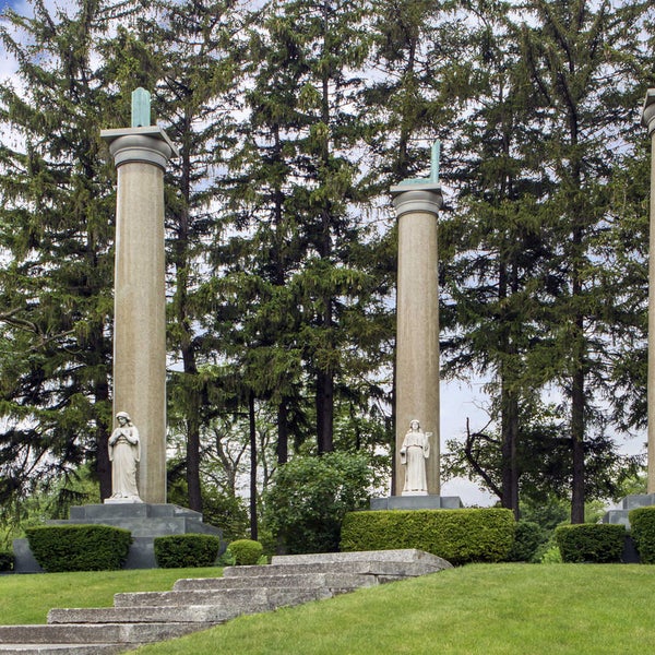 Mount Emblem Cemetery Elmhurst, IL