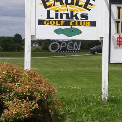 Das Foto wurde bei Eagle Links Golf Club von Eagle Links Golf Club am 8/18/2018 aufgenommen