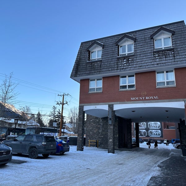 Mount Royal Hotel 138 Banff Avenue
