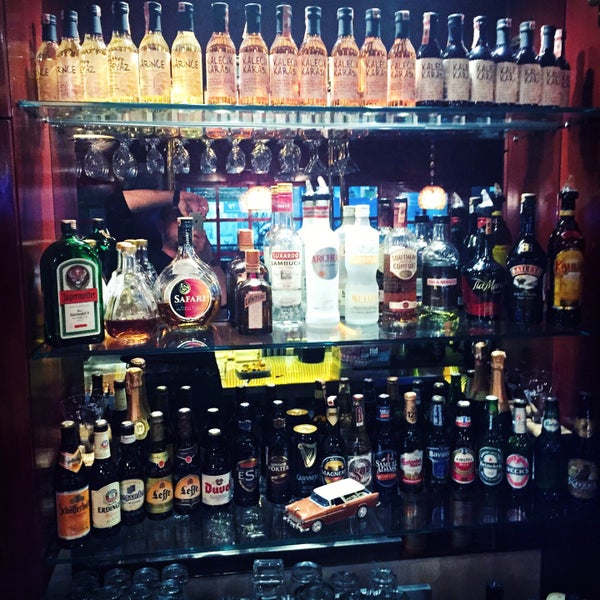 10/8/2015에 Kaan ..님이 Irish Pub Bar &amp; Lounge에서 찍은 사진