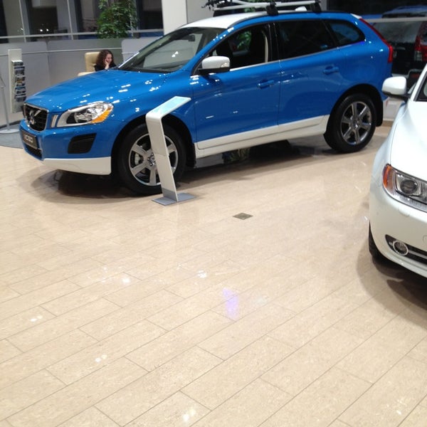 Tips Salamis di Автосалон Volvo Обухов