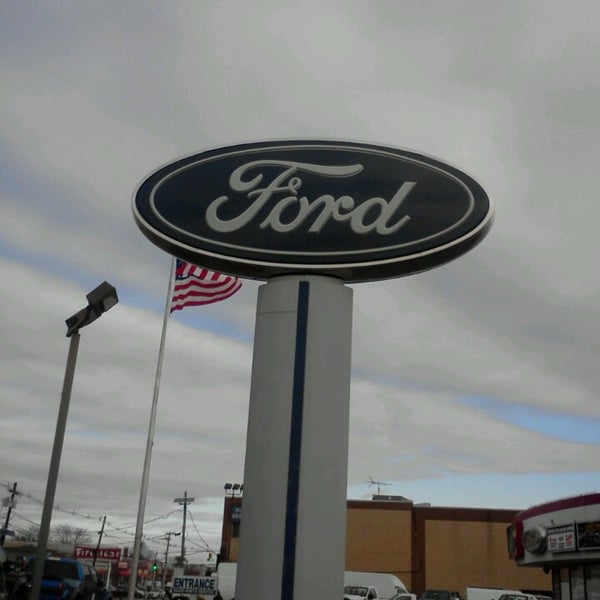 Photo taken at All American Ford Hackensack by Warren M. on 3/2/2013