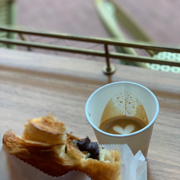 Foto tirada no(a) Stumptown Coffee Roasters por aDiL em 4/6/2019