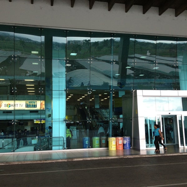 5/10/2013에 Michelle S.님이 Aeropuerto Internacional de Tocumen (PTY)에서 찍은 사진