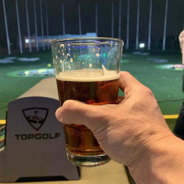 Foto tirada no(a) Topgolf por Randy H. em 9/2/2021