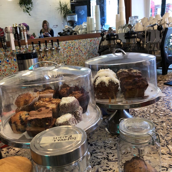 Photo taken at El Rey Coffee Bar &amp; Luncheonette by Hessa on 11/11/2018