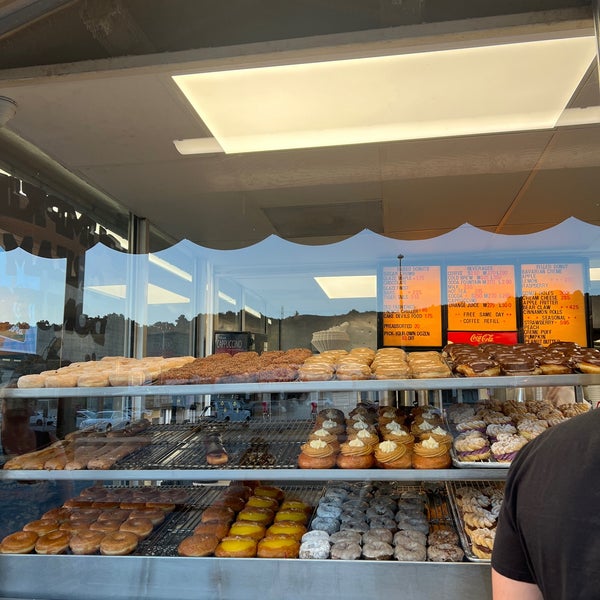 Foto tomada en The Donut Man  por Sa L S. el 10/22/2023