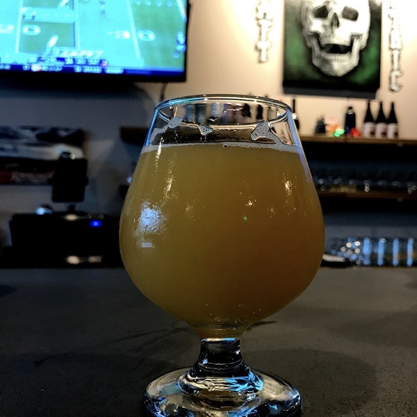 Photo taken at Craft Centric Taproom &amp; Bottle Shop by Tom R. on 12/29/2019