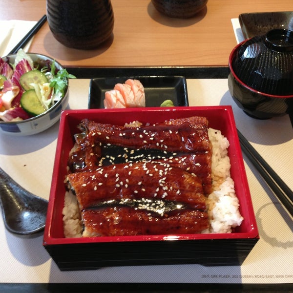 3/18/2013にAlfred Y.がHabitat Japanese Restaurant 楠料理で撮った写真