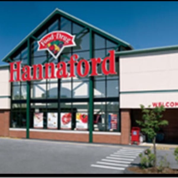 Hannaford Supermarket 223 Main St