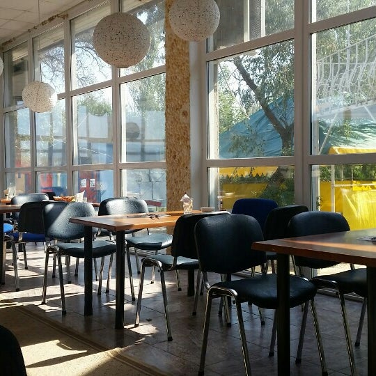 Кафе стекляшка. Кафе стекляшка в сокольниках. Кафе стекляшка буньково. Стекляшка меню. Меню кафе стекляшка.