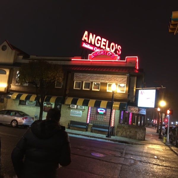 Photo taken at Angelo&#39;s Fairmount Tavern by Umur A. on 12/2/2015