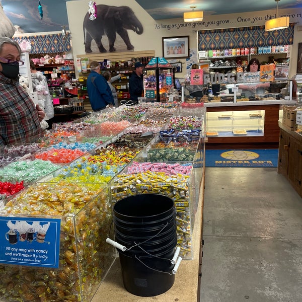 Photo taken at Mister Ed&#39;s Elephant Museum &amp; Candy Emporium by Karen T. on 11/13/2021