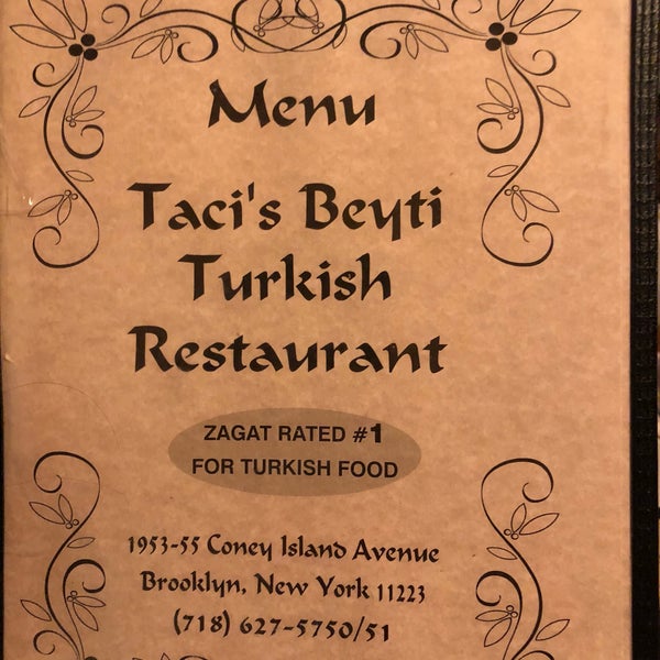 Photo prise au Taci&#39;s Beyti Restaurant par Nawaf le8/24/2018