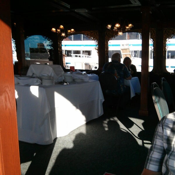 7/9/2013 tarihinde Gearoid G.ziyaretçi tarafından Harbour Cruises'de çekilen fotoğraf
