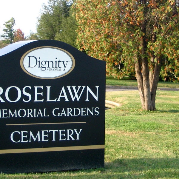 Roselawn Funeral Home & Roselawn Memorial Gardens Cemetery in Murfreesboro