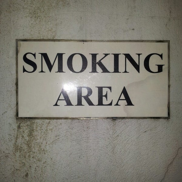 Кэпитал уан-арена стадион. Oita. One area. Табличка "smoking area" а4. One area.