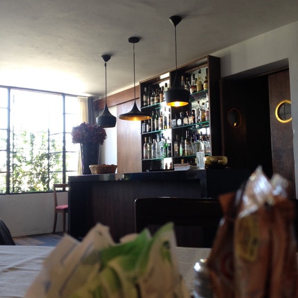 Das Foto wurde bei Alamillo Restaurante von Mauro J. am 9/29/2013 aufgenommen
