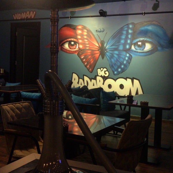 Photo taken at Big Badaboom Shisha Lounge by Gökhan Ö. on 8/9/2019