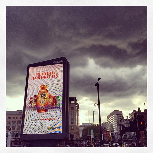 L'Oréal UK & Ireland HQ Office in Hammersmith Broadway